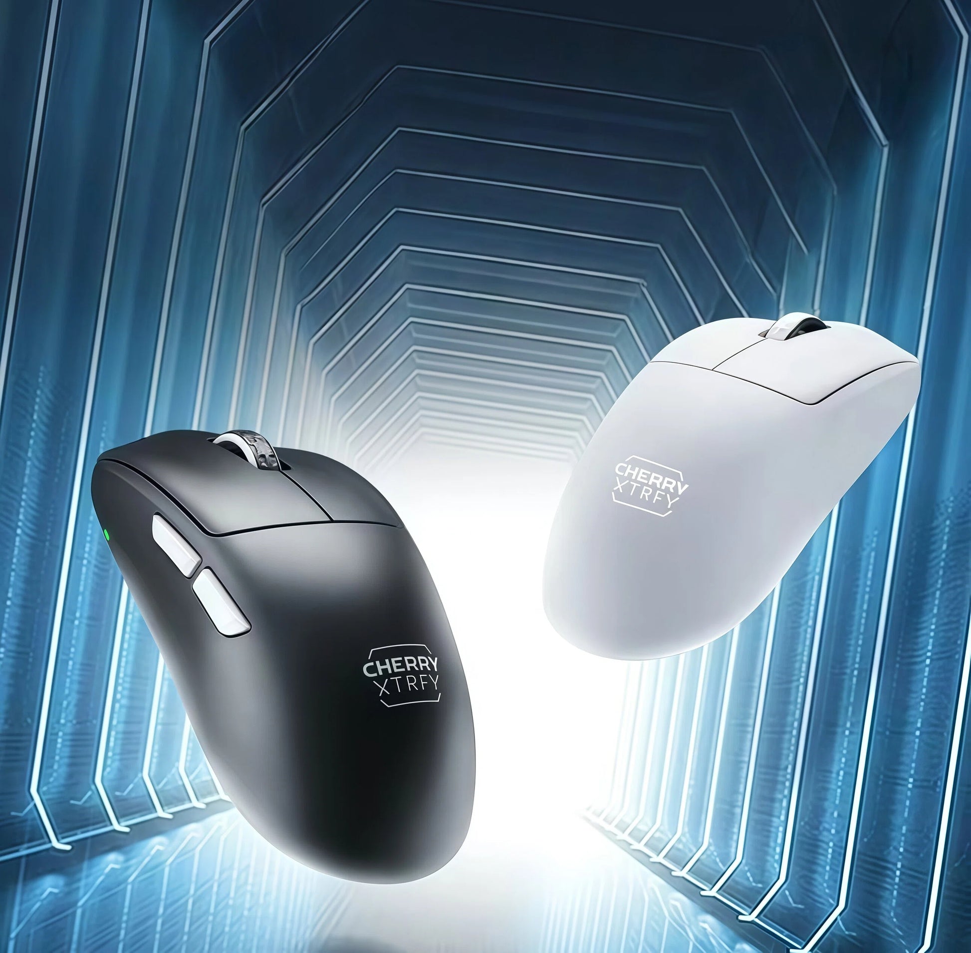 Illustration comparing 1000 Hz and 8000 Hz polling rates on the Cherry Xtrfy M68 Pro WL gaming mouse. At 8K Hz, the mouse delivers smooth, lag-free tracking with precise movement control, eliminating stutter and ensuring unyielding game control.